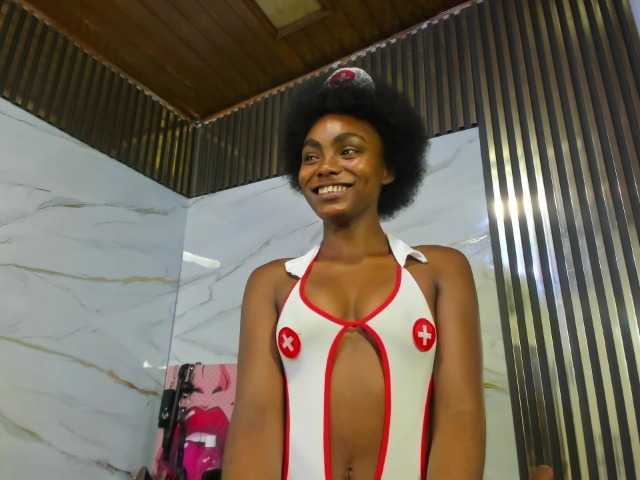 Ashazuri live cam on BongaCams