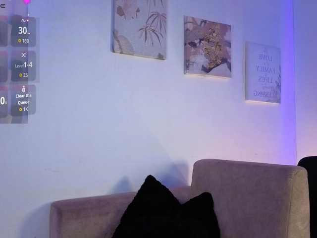Scarlett-Walker05 live cam on BongaCams