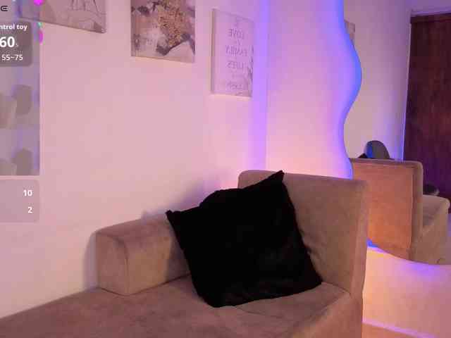 Scarlett-Walker0... Live Webcam on BongaCams