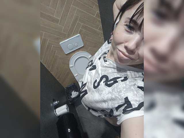 OlgaLargus live webcam show