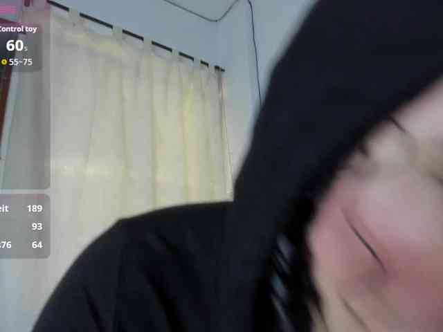 KyleDoom webcam
