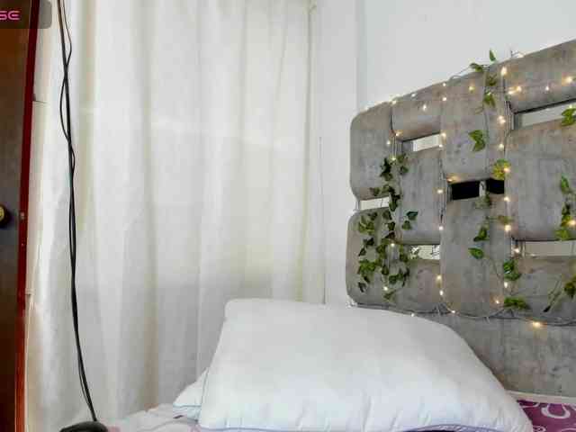 KyleDoom webcam