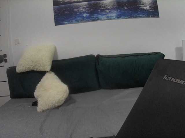 Kikadado4035 live cam on BongaCams