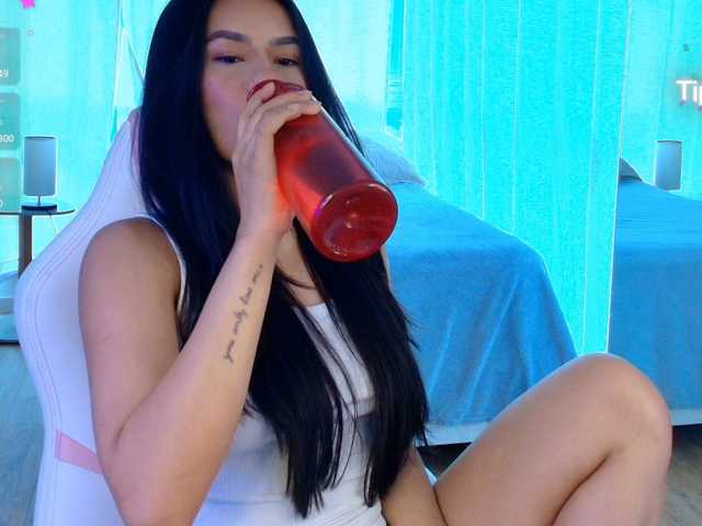 Cassandra-Avery live cam on BongaCams