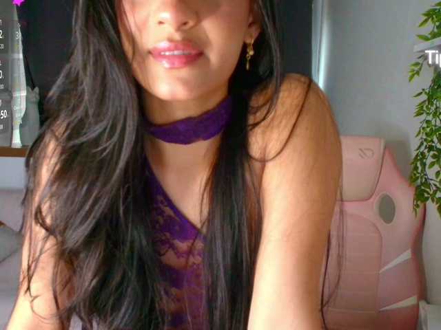 Cassandra-Avery live cam on BongaCams
