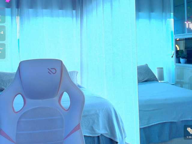 Cassandra-Avery live cam preview