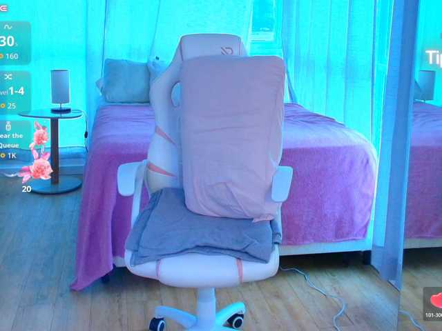 Cassandra-Avery live cam on BongaCams