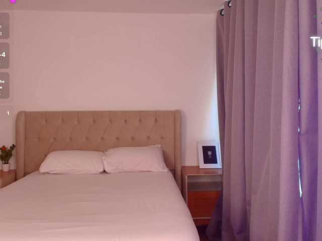 Cassandra-Avery live cam on BongaCams
