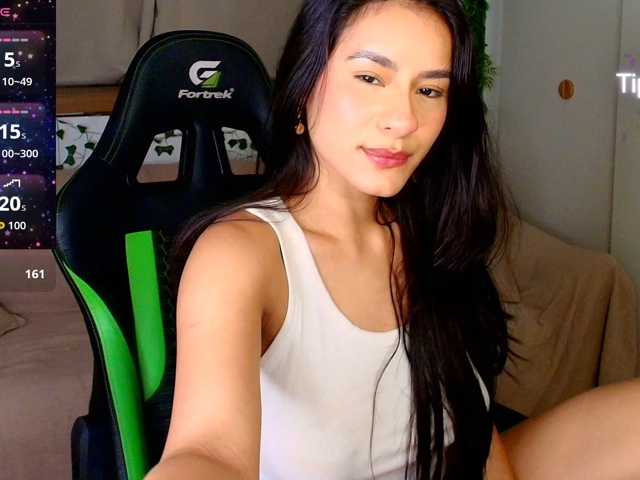 Cassandra-Avery live cam on BongaCams