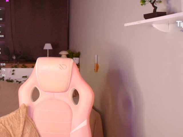 Cassandra-Avery live cam on BongaCams