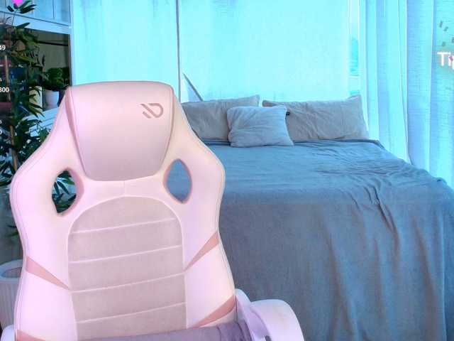 Cassandra-Avery live cam on BongaCams