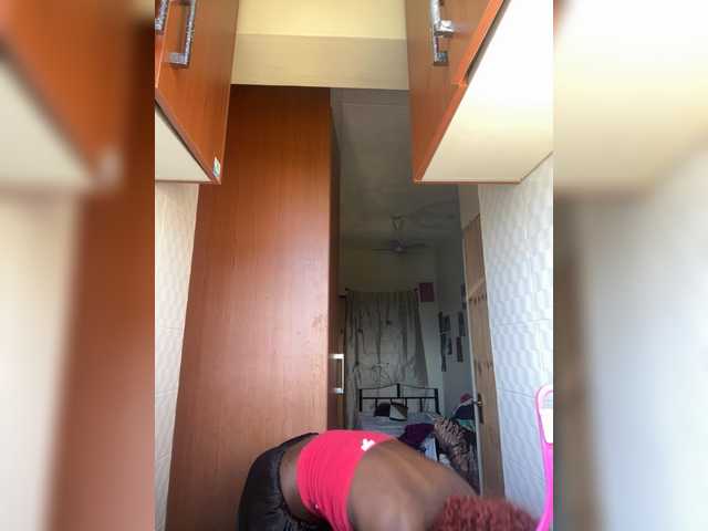 sassyjuma live sex show