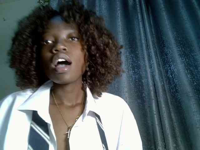 Sassyjuma webcam