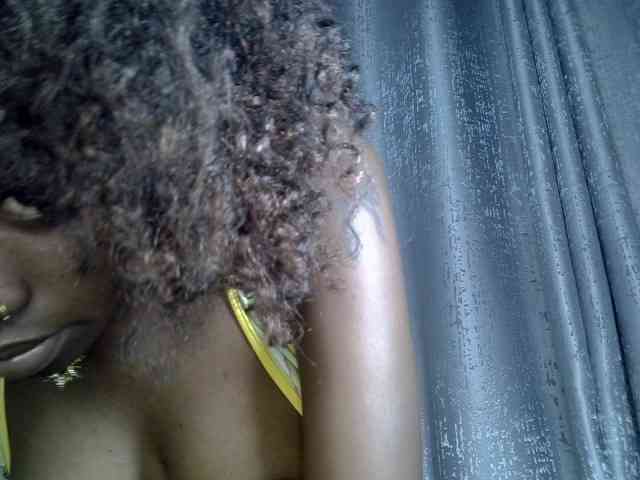Sassyjuma webcam