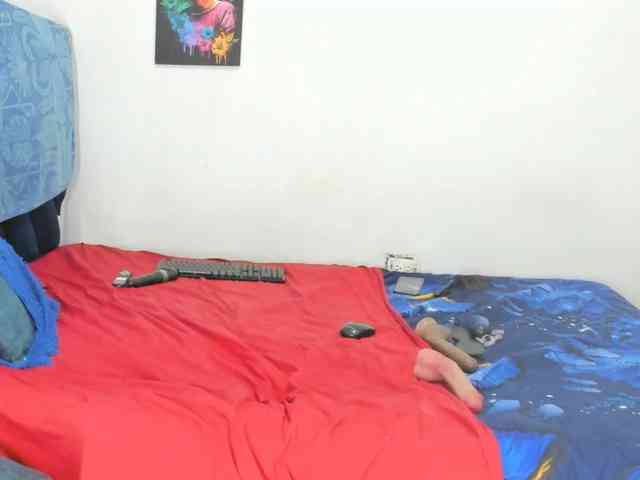 MiaCapricce webcam