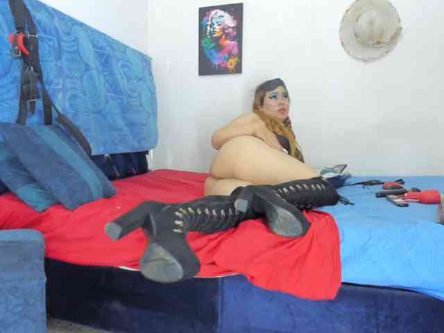 MiaCapricce webcam