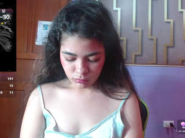 mady-johnson live cam on BongaCams
