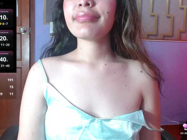 mady-johnson live cam on BongaCams