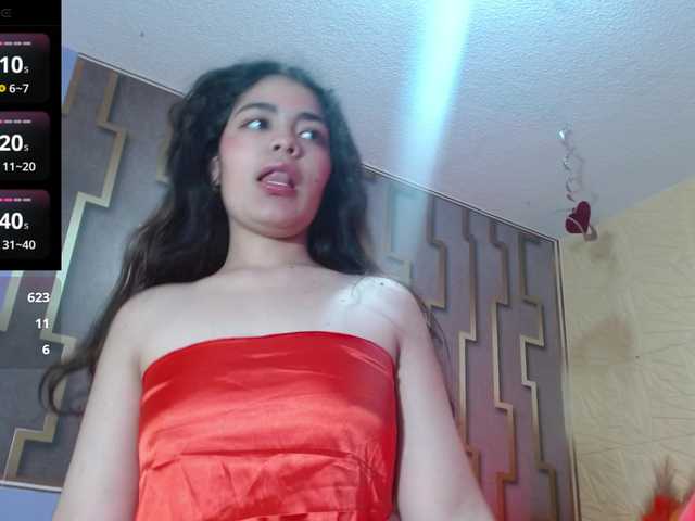 mady-johnson live cam on BongaCams