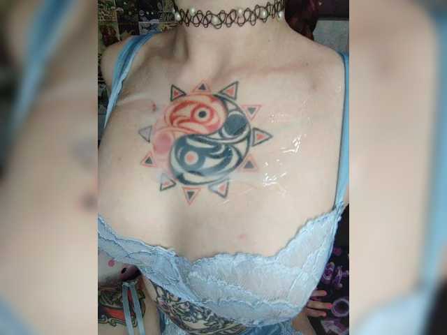 AmeliaRosea live cam on BongaCams