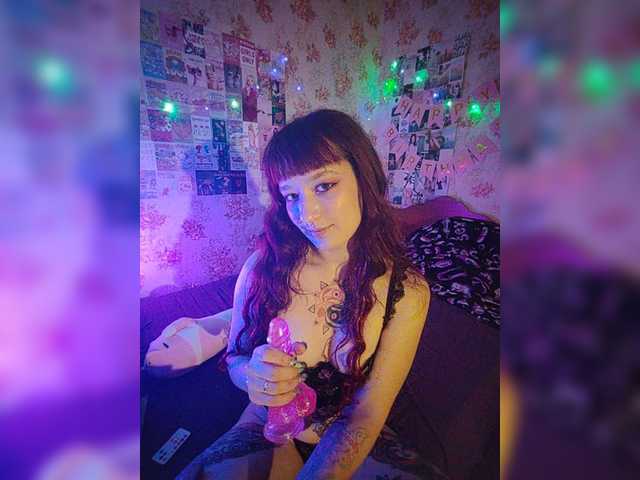 AmeliaRosea live cam on BongaCams