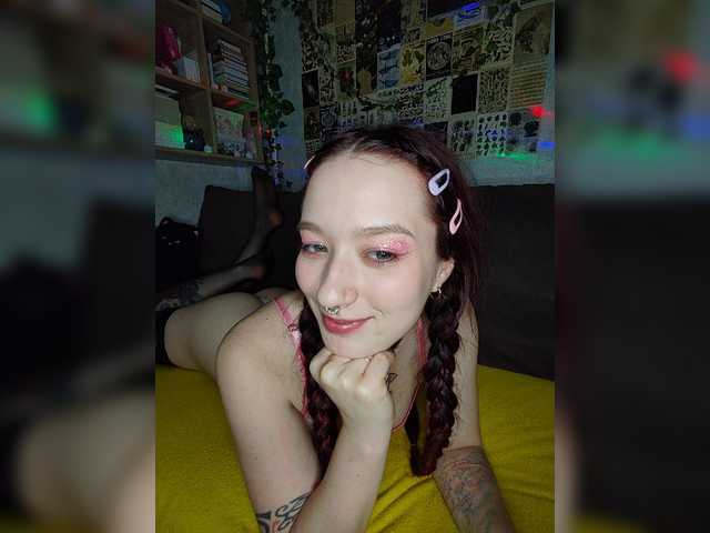 AmeliaRosea live cam on BongaCams