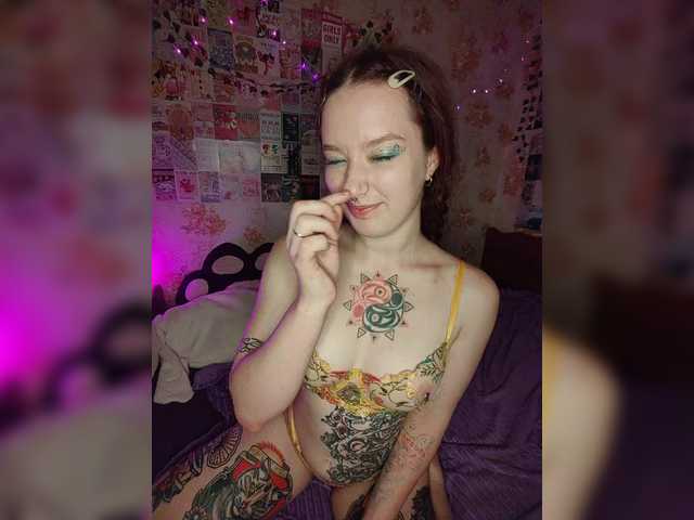 AmeliaRosea live cam on BongaCams