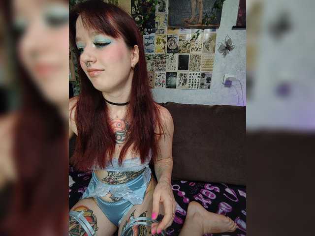 AmeliaRosea live cam on BongaCams