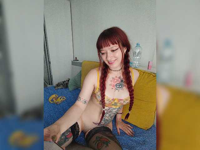 AmeliaRosea live cam on BongaCams