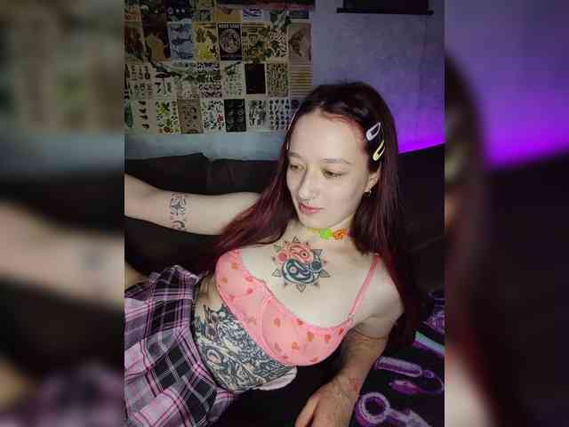 AmeliaRosea webcam