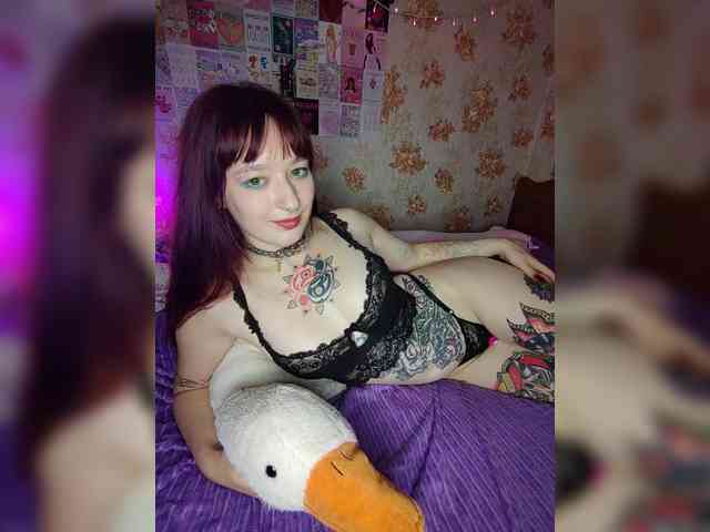 AmeliaRosea webcam