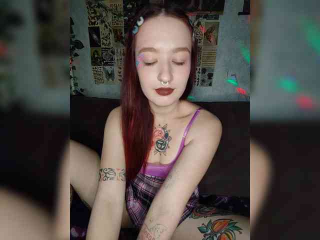 AmeliaRosea webcam