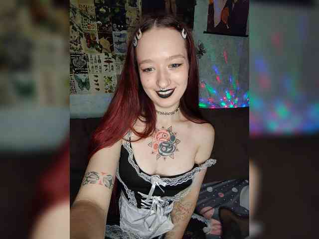 AmeliaRosea webcam