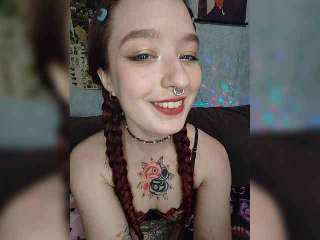 AmeliaRosea webcam