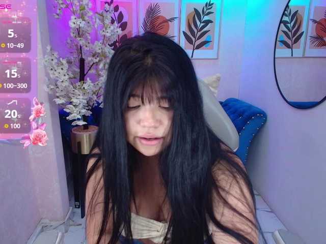 Kitty-meow live cam on BongaCams