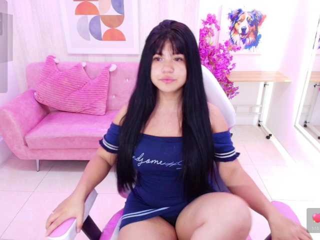 Kitty-meow live cam on BongaCams