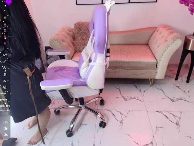 Kitty-meow live cam on BongaCams