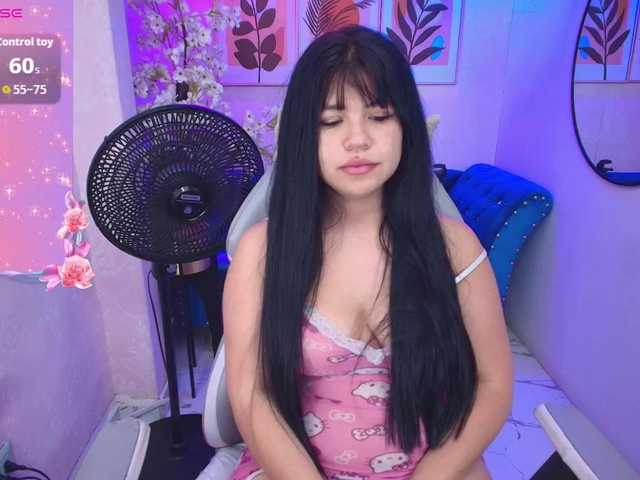 Kitty-meow live cam on BongaCams