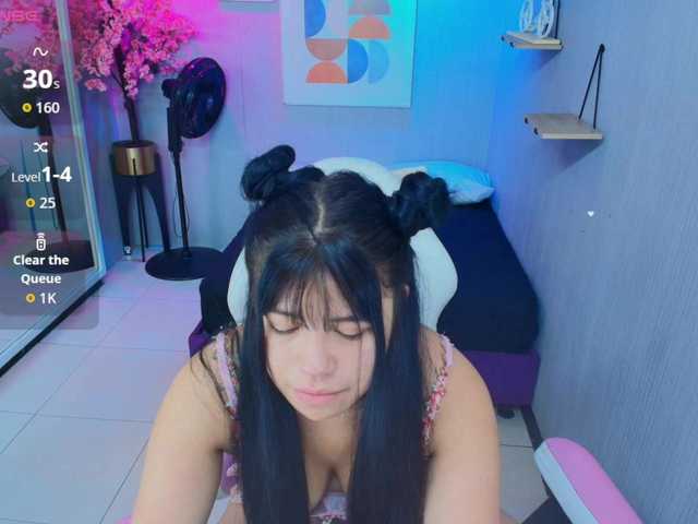 Kitty-meow live cam on BongaCams