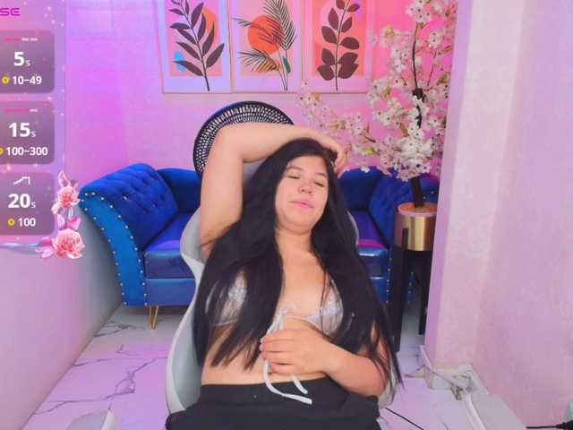 Kitty-meow live cam on BongaCams