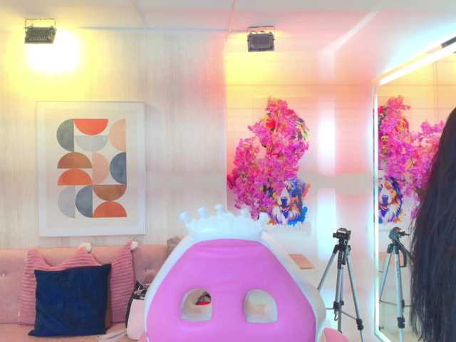 Kitty-meow live cam on BongaCams