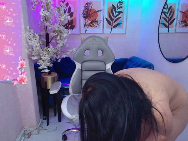 Kitty-meow live cam on BongaCams