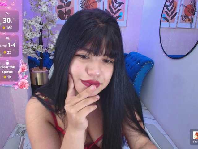 Kitty-meow live cam on BongaCams