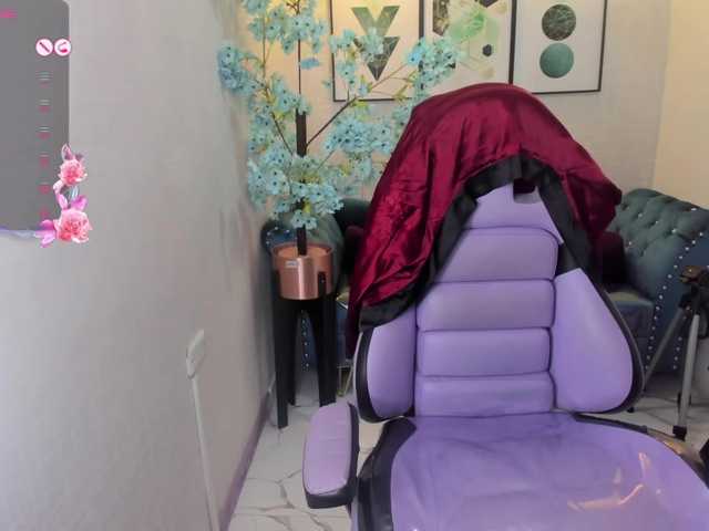 Kitty-meow live cam on BongaCams