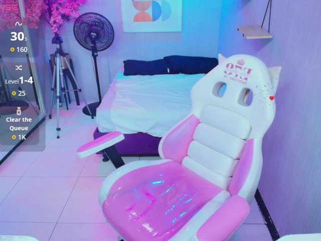 Kitty-meow live cam on BongaCams