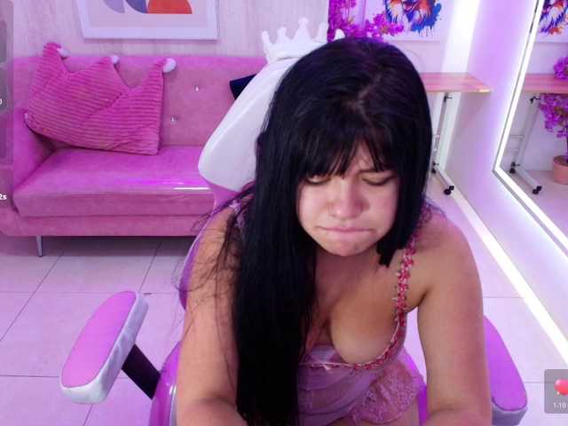 Kitty-meow live cam on BongaCams