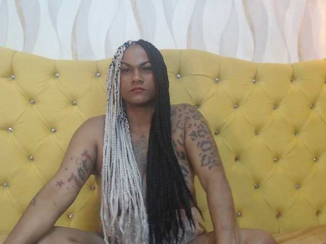 ParisHazel live cam on BongaCams