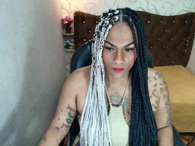 ParisHazel webcam