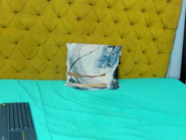 Daniela-Spencerr live cam on BongaCams