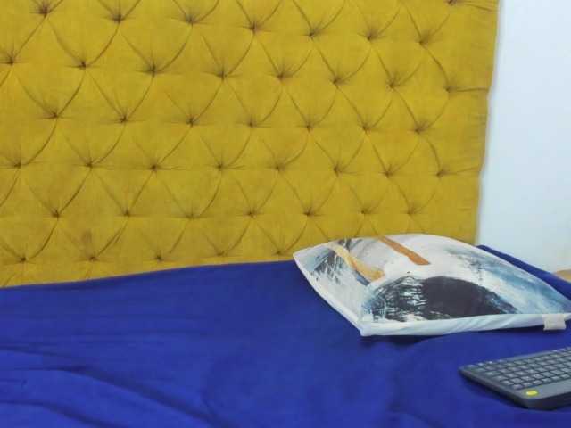 Daniela-Spencerr live cam on BongaCams